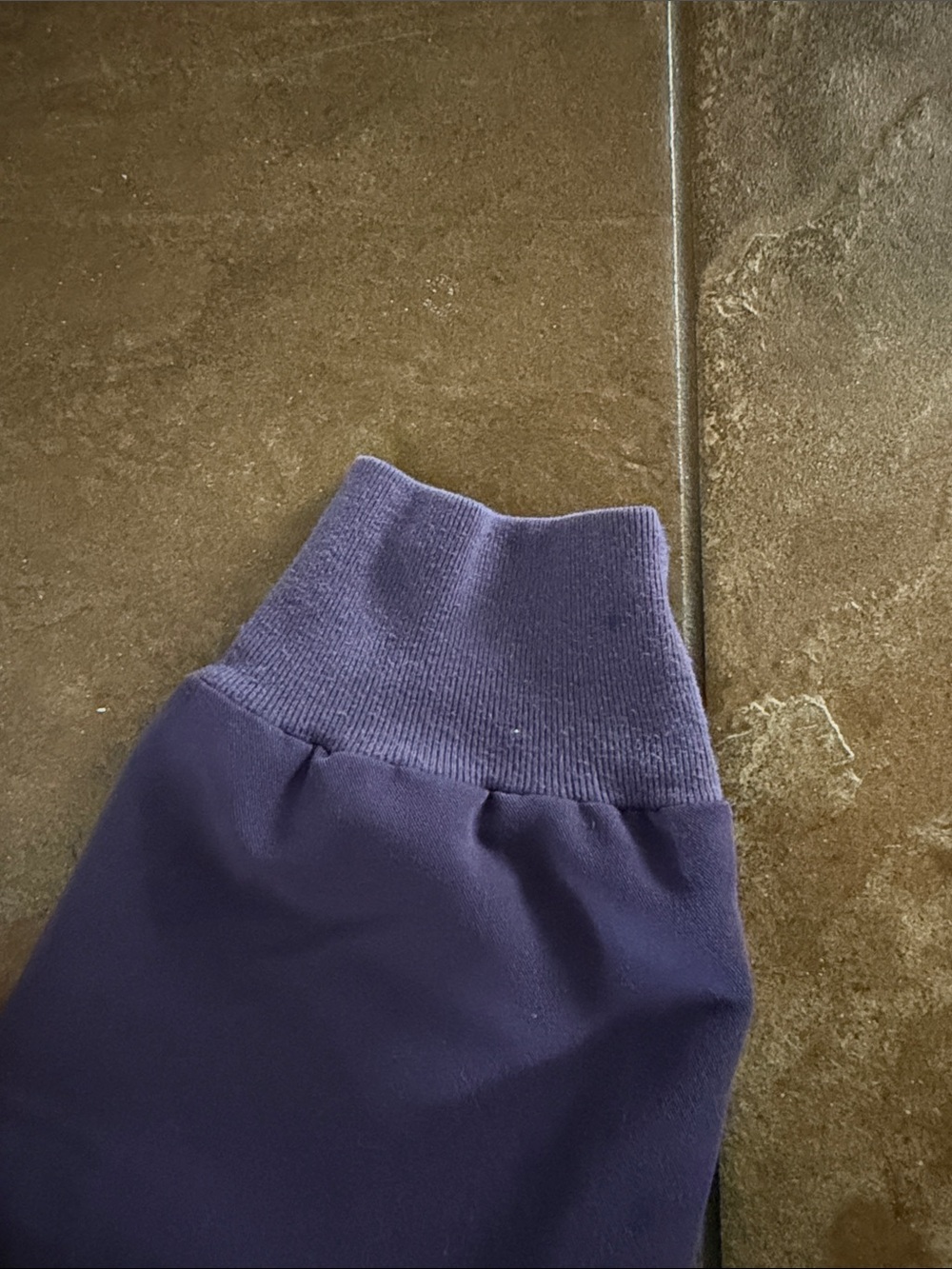 Figs XXS Eggplant Scrubs - Picture 2 of 3